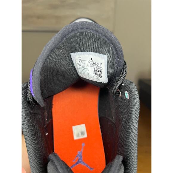 Jordan Fadeaway Black White AO1329 035 main image 4